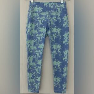 Vineyard Vines Light Blue and Green Tie Dye Performance Leggings - Size S